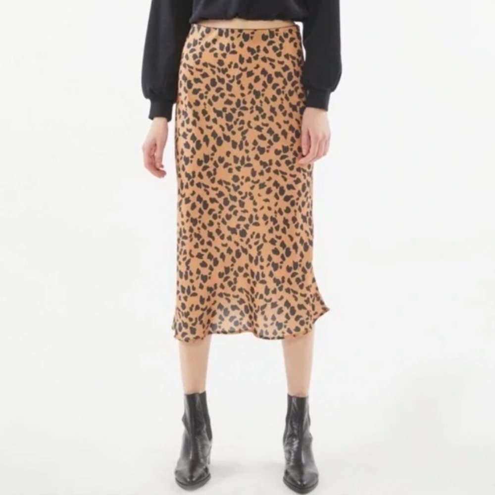 NWT Urban Outfitters Cheetah Print Midi Skirt
